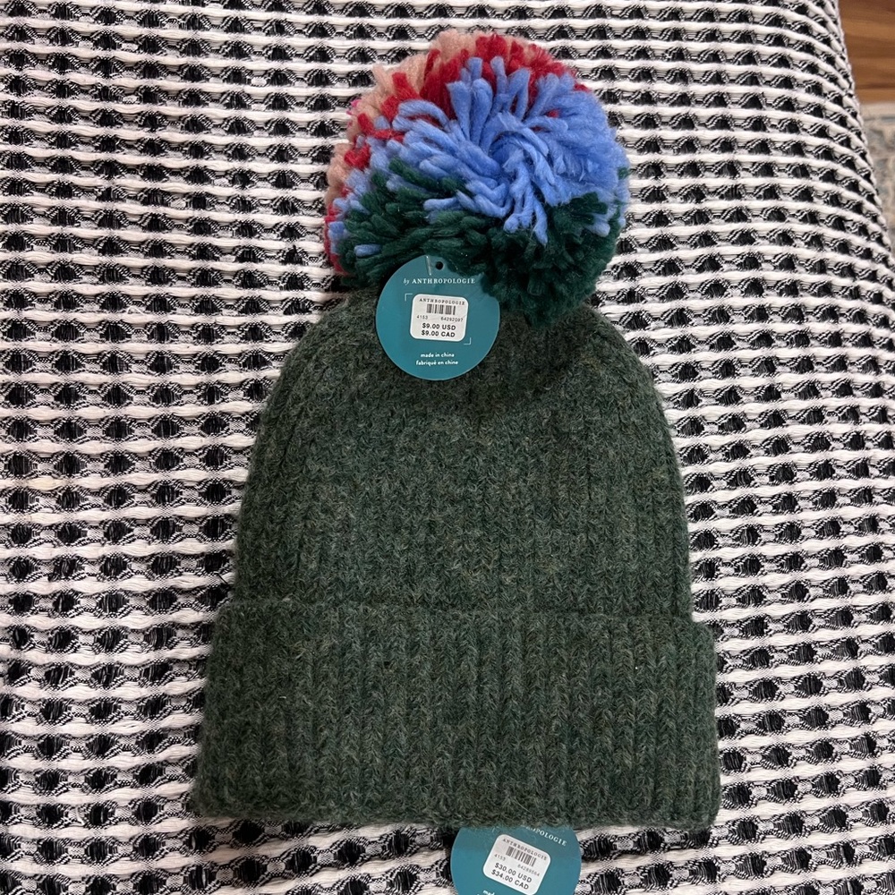 NWT Anthropologie “Pick A Pom” beanie with two poms